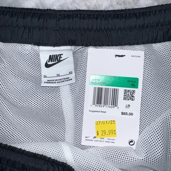 Nike Black and White Athletic Pants - Picture 7 of 11